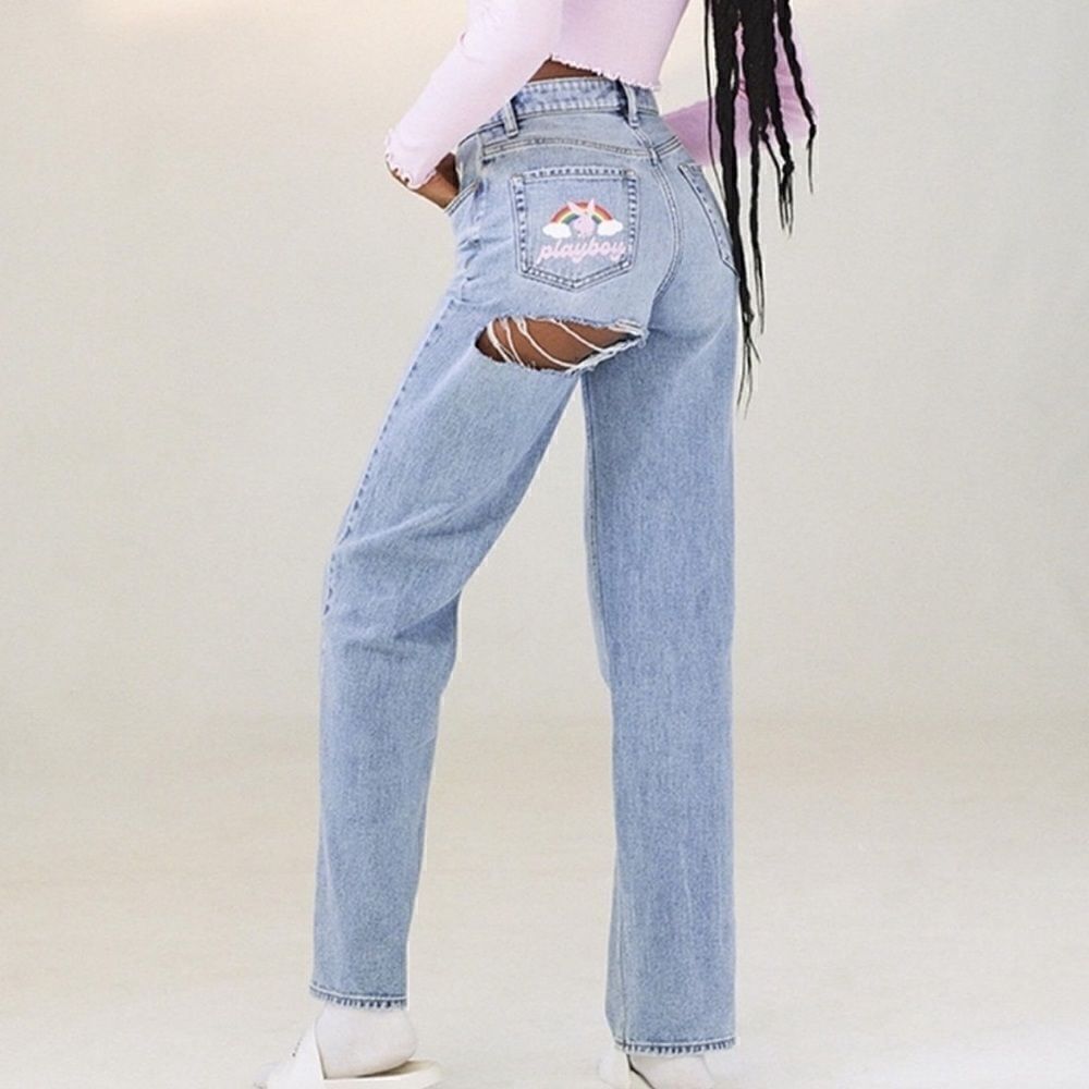 Playboy PacSun Bunny '90s Boyfriend Jeans High Rise Ripped Distressed Women’s 27
